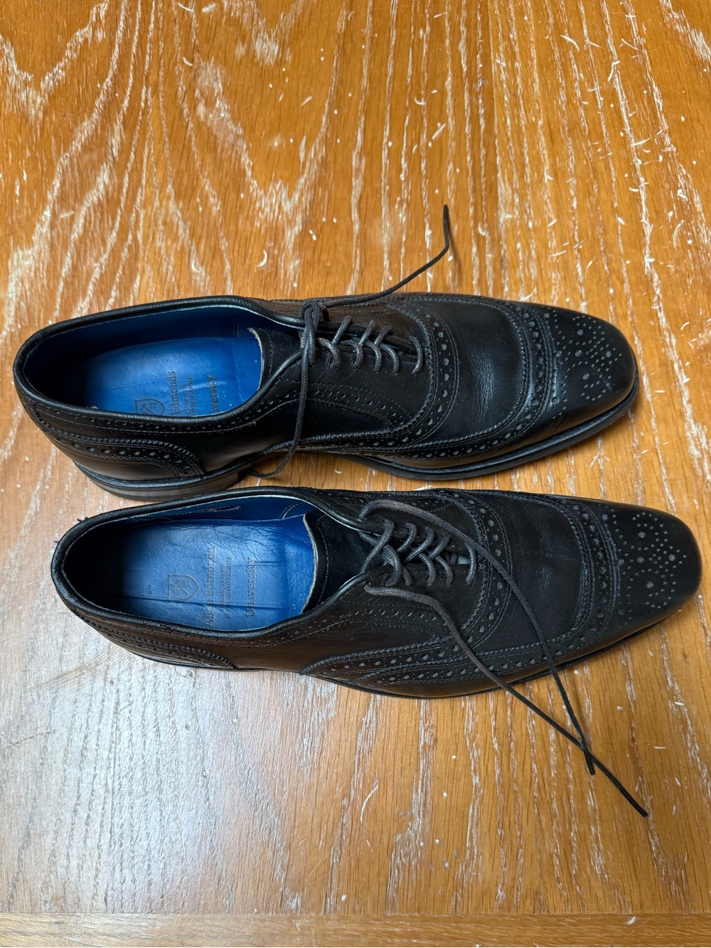 Allen Edmonds : Black Leather Brogue Oxfords - Size 10½ - Picture 2 of 7